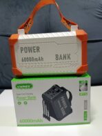 Power Bank VIEREX 60 000 mAh avec lampe LED et câbles intégrés – VP116 – Image 2